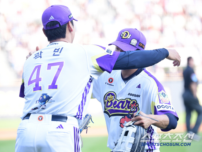Birth of a new ace Gamboa, 157km, beat Kwak Bin, 155km, perfect pitching for two consecutive games, and Winning Series, 2 consecutive wins after 3 consecutive losses at Lotte 