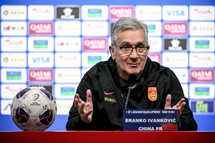 The defeat in the tournament made him the worst in history → It's a problem until he's old! The 71-year-old coach of the national team is not supposed to be the coach!