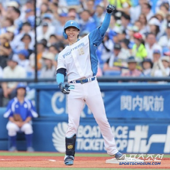I didn't expect the starting pitcher to hit a two-run guitar in the seventh inning with the bases loaded…I should have hit two managers who were sent out as sixth batter, but it's a shame. 