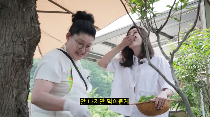 Lee Young-ja and Kim Nam-joo are worried about the smell of their breath...Solved at once (Lee Young-ja TV)