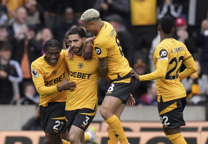 Manchester City is about to reinforce its full-back on the side! Wolverhampton Ait Nuri Leaf Agreement (Reporting on Sky Sports UK)