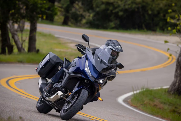  Honda Motorcycle NT1100... Amazingly priced sports tourr
