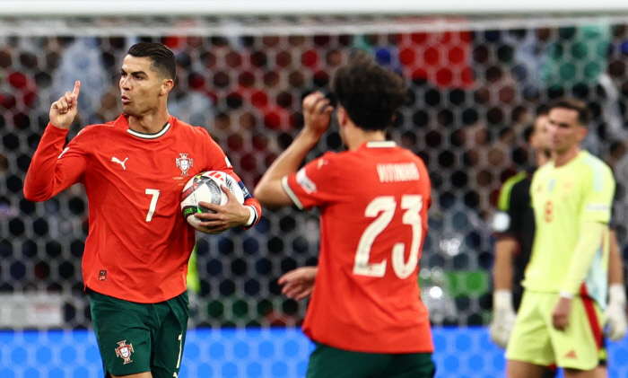 50-year talent Yamal, what you'll realize, Ronaldo's 138th goal tearful education...Portugal and Spain → Win the Nations League for the first time in six years