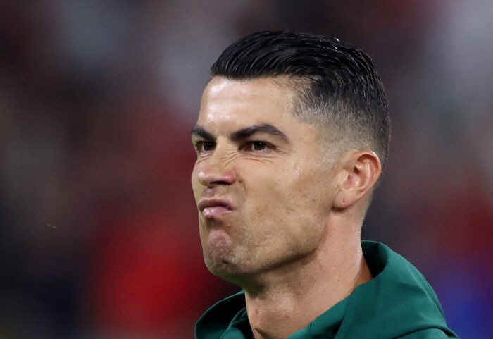 There is no worst betrayal in Saudi history. Ronaldo, a man of loyalty, renews his contract HERE WE GO! I admit it myself. Remain in Alnasr? YES