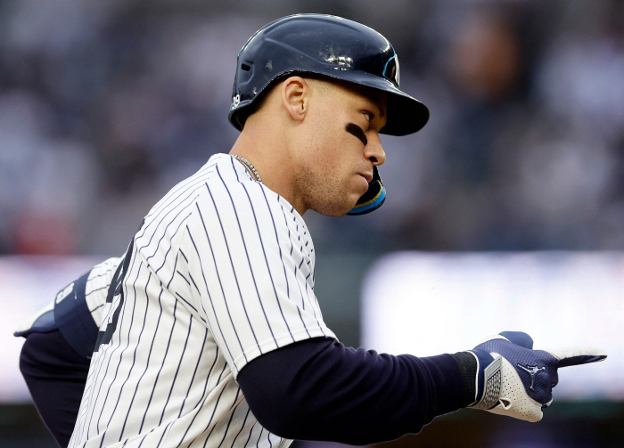 despise the Yankees Judge scolded this intense provocation with a 133-meter large two-run shot, but ultimately lost the game