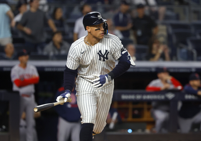 despise the Yankees Judge scolded this intense provocation with a 133-meter large two-run shot, but ultimately lost the game