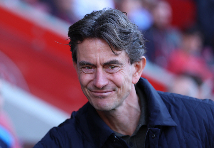 Hello, Heungmin! Tottenham, one step away from recruiting a new coachSuccessful agreement on appointment → Negotiations on penalties of up to 18 billion won will be held