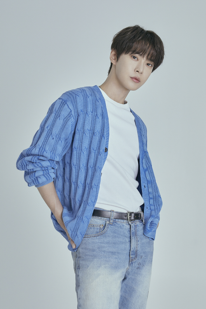 NCT DOYOUNG's music that makes me dream. My goal for this album is to enjoy