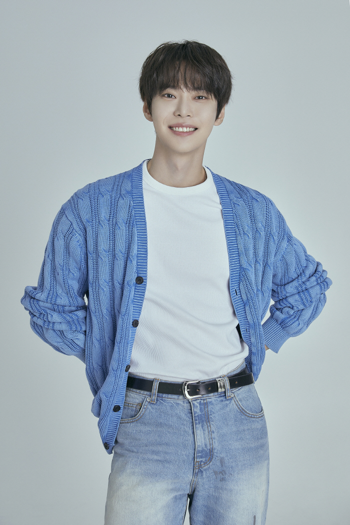 NCT DOYOUNG's music that makes me dream. My goal for this album is to enjoy