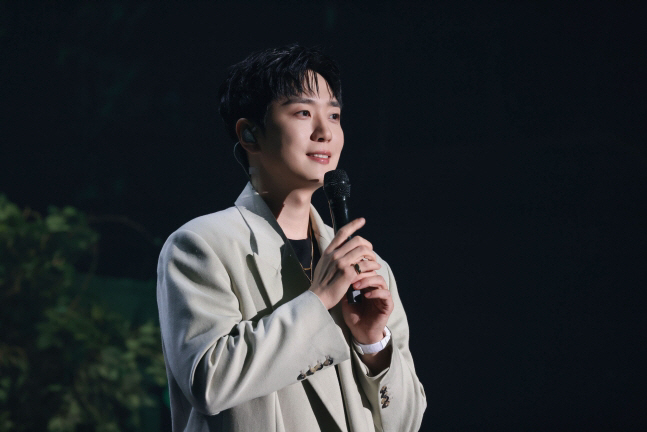  Kim Yu-na ♥ Ko Woo-rim's first fan meeting after being discharged from the military...Fans say, 'Thank you for waiting'