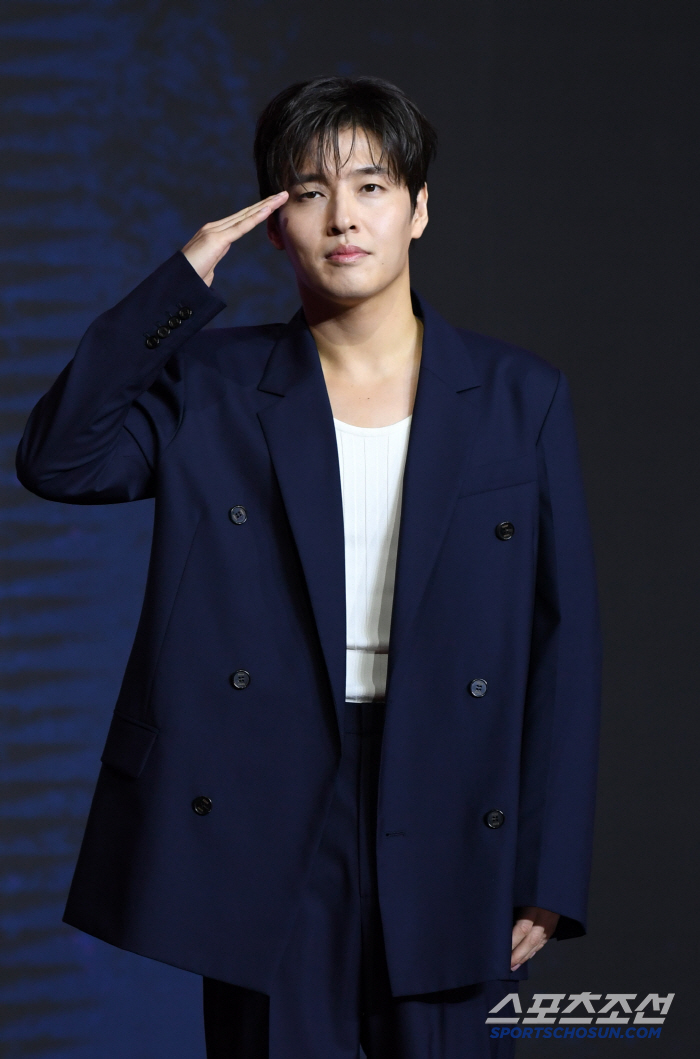  Kang Haneul Marine Corps pride