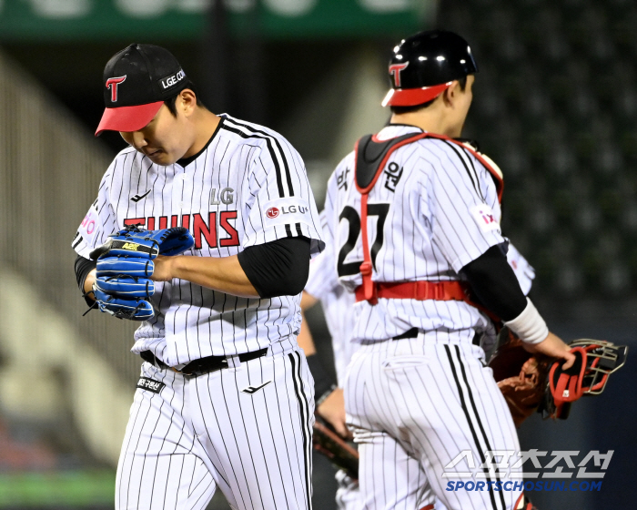 The bad luck of the mistake resulted in 101 pitches even though the candidate for next year's opening game was hit. 10 hits and 5 runs are on the verge of losing