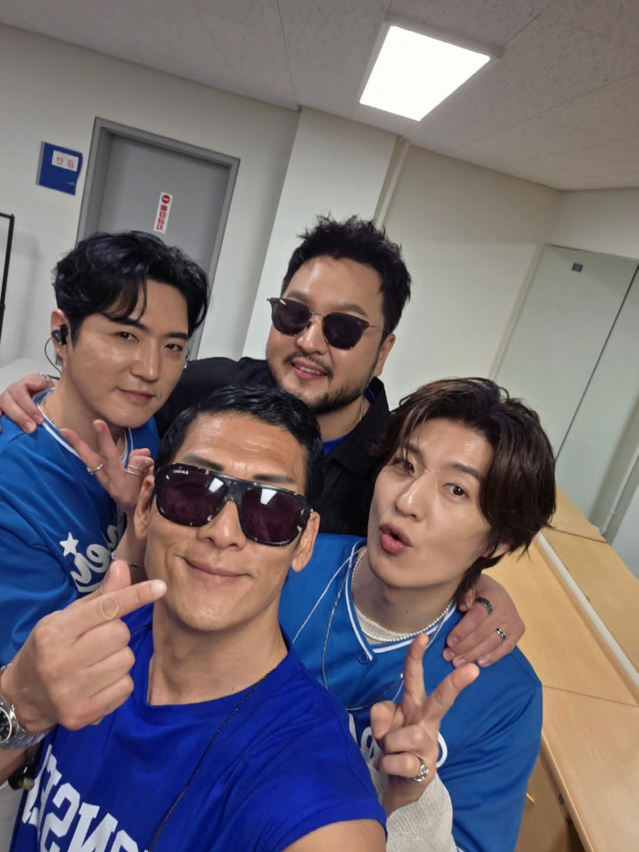 Fans are angry at Gyeongju Market's remarks…Park Jun, don't get hurt. We're okay