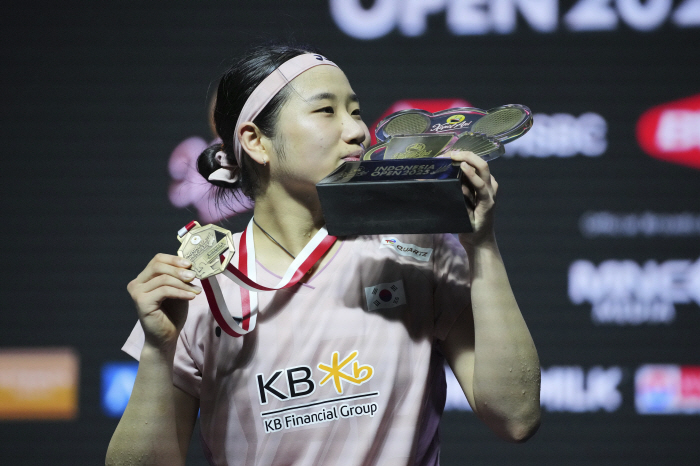 It was the most dramatic drama. Ahn Se-young's fighting spirit, BWF also fell in love...Introducing Amazing Recovery as the Main News of Inni Open Settlement