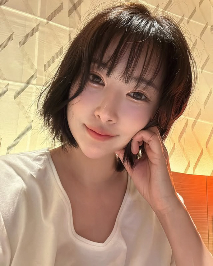 Lee Se-young Damage to Hidden Camera → Telegram Ghost Message...What's wrong with you these days