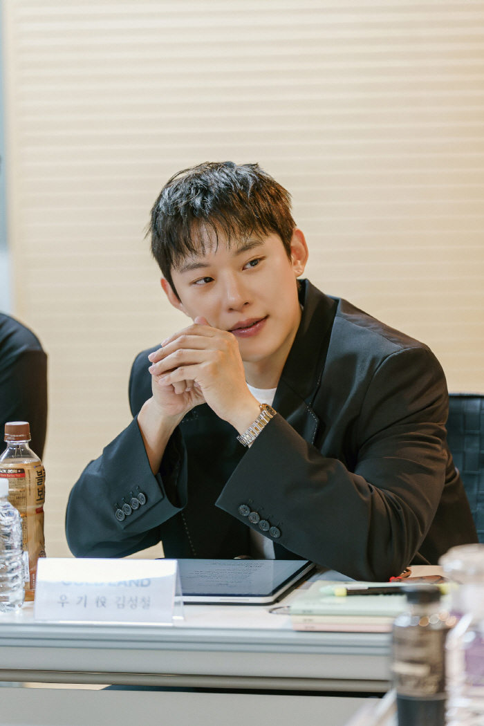 Disney Announces New Crime Thriller ‘Goldland’ Starring Park Bo-young