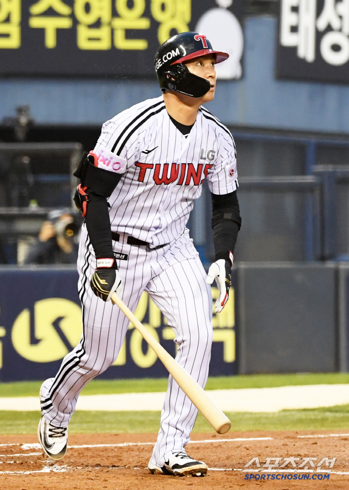 Oh Ji-hwan's missing infielder. The prospect of joining the team in 2016 has an opportunity