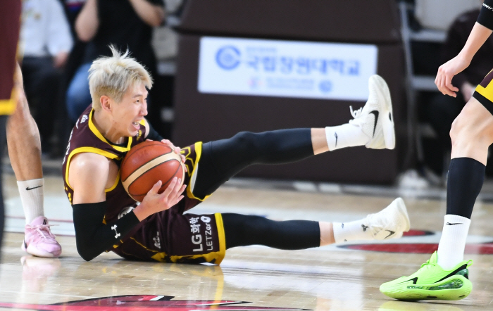 an anticipated step. In the end, Weaver Doo Kyung-min. 2 Week Intent Submission, Which Team Do You Want Him? What is Doo Kyung-min's move?