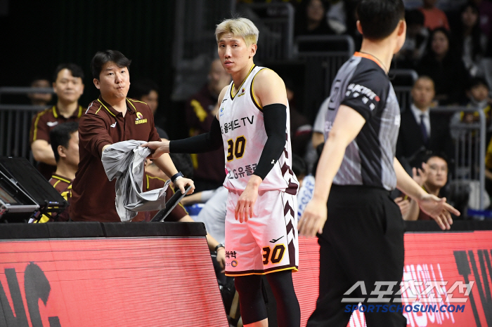 an anticipated step. In the end, Weaver Doo Kyung-min. 2 Week Intent Submission, Which Team Do You Want Him? What is Doo Kyung-min's move?