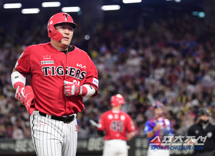 Choi Hyung-woo is the first KBO player! For the first time in the Tigers, Jeon Sang-hyun!KIA kept a fifty percent score Samsung 63 Overpowered 