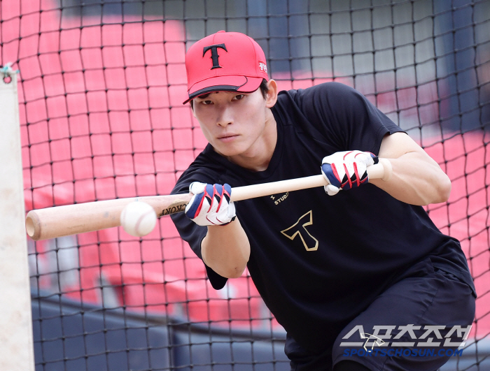 Coach Kkot Bum-ho's special one-point lesson, the best outfielder (Gwangju site)