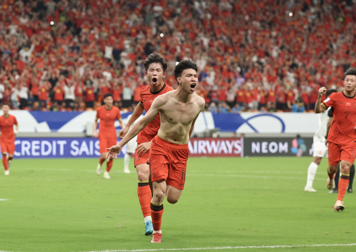 I'm angry at the victory! The youngest is 18 years old and 199 days old, and he is angry at the youngest winning goal...Unfair things. There were many World Cup opportunities
