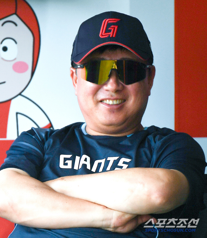 In the 8th episode of 'Promise,' Park Young-hyun broke down! Reyes' come-from-behind two-run final hit → Choi Jun-yong  Kim Won-joong's iron wall throw...A revenge match against KT 