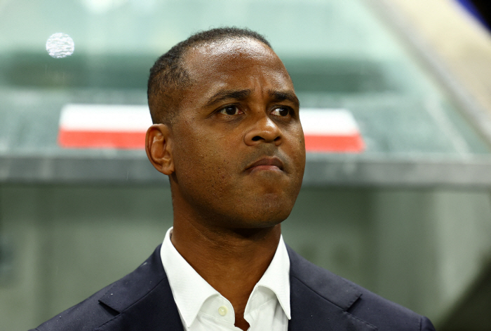 More disastrous than Shin Tae-yong, who faced the first team, Clawibert was smashed by Japan's 1.8th team, and 0 full-time shots → Coach also accepted the defeat