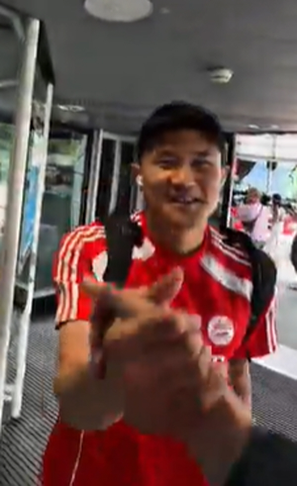  I don't know where I'm going Lee Kang-in, a strange smile, confirmed to participate in the Club World Cup as a PSG player...Achilles tendon injury Kim Min-jae also goes to the U.S