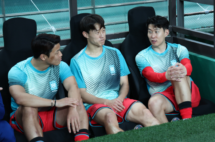  Hwang Hee-chan's good performance when he becomes a fan player...Please cheer for me. I'm so desperate