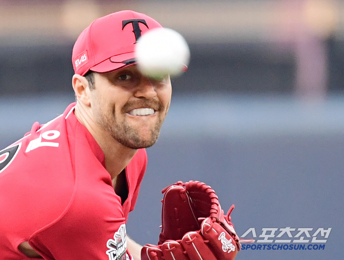Park Byung-ho's 10th home run, Lee Jae-hyun's grand slam, which made him silent even though it was not a Rafak home run factory