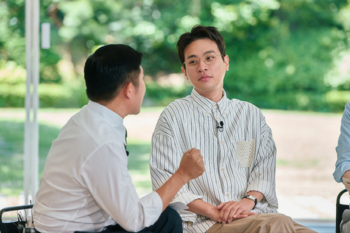 Park Jung-min's Story of Being a CEO of a publishing company. I don't want to see myself losing my eyesight and sympathizing with you (Yuquiz)