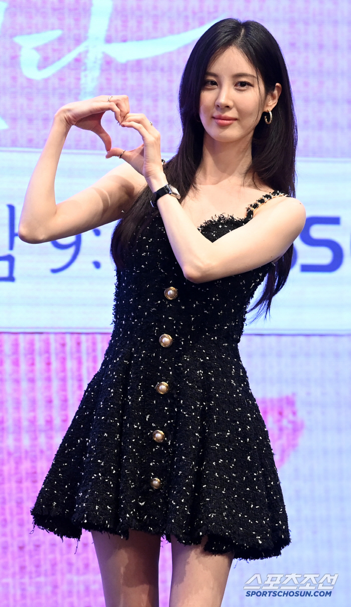  Seohyun, innocent charm