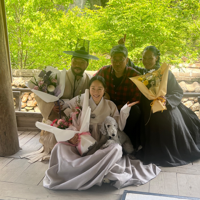  Thank you and miss you Um Ji-won and actress Park Ji-ah reminiscing about the last filming of Tangeum