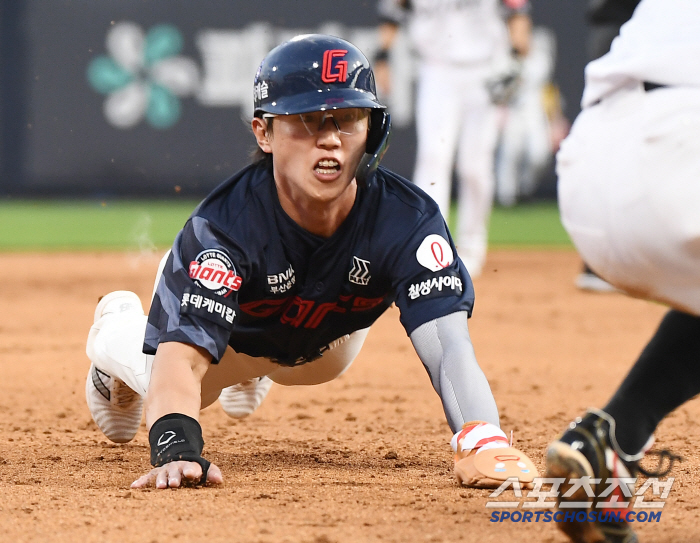 151km fastball → 10R 93rd-ranked 11th-ball Yonggyu Nori broke down...The gums of Lotte's toothless fighting spirit. 