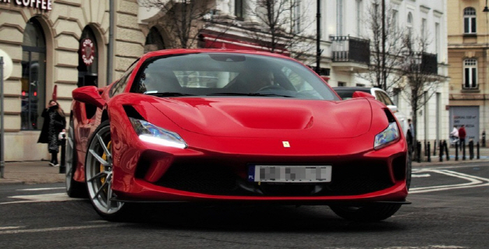 20,000 won for 30 minutes is a thrilling experience...Handsome and Drive Popular in Sports Cars