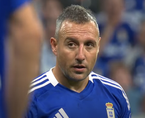 Are you still good at running? Casora, a 41-year-old romantic who returned home after giving up money, drove to the final of the Spanish PO with a free kick like a soccer teacher