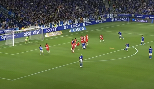 Are you still good at running? Casora, a 41-year-old romantic who returned home after giving up money, drove to the final of the Spanish PO with a free kick like a soccer teacher