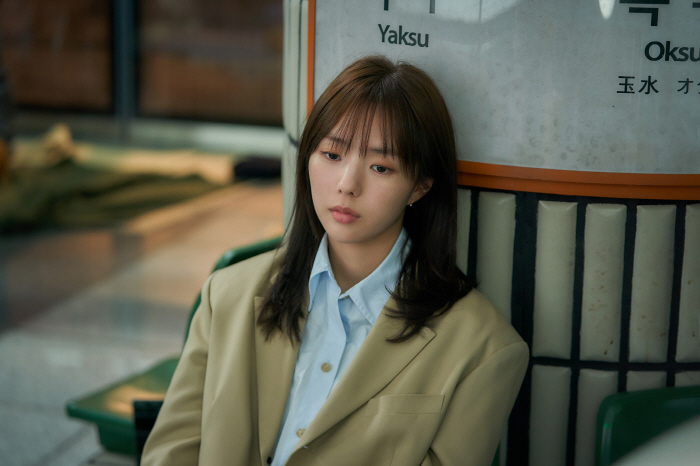 'Omniscient Reader The Prophet' Reveals Cast Stills Featuring BLACKPINK’s Jisoo and Rising Stars