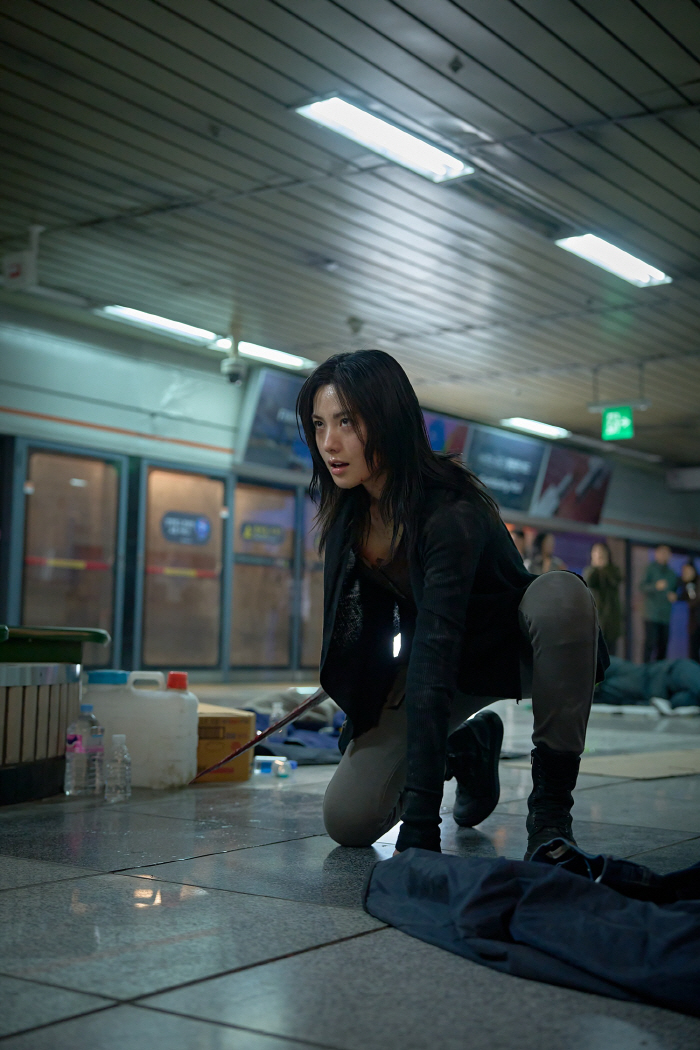 'Omniscient Reader The Prophet' Reveals Cast Stills Featuring BLACKPINK’s Jisoo and Rising Stars