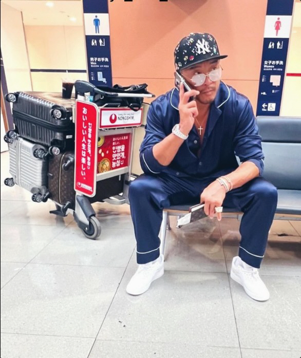 Chu Sung Hoon, Airport Look  Pajamas?♥I'm going to get in trouble by Yano Shiho
