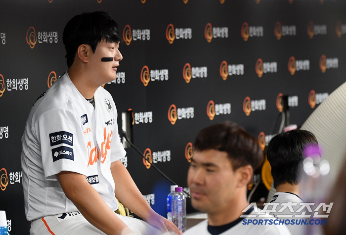 I thought it was a tie.. Revenge a month ago! Hanwha and Doosan games! Kim Seo-hyun's chewy save  Noh Si-hwan's equalizer