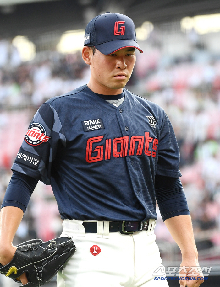 Lotte and KT won three consecutive games for two consecutive days, but failed to laugh at the transfer to Jang Doo-sung Hospital