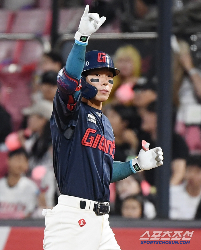 Lotte and KT won three consecutive games for two consecutive days, but failed to laugh at the transfer to Jang Doo-sung Hospital