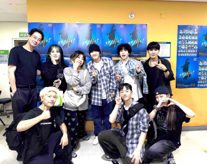 Seeing Ahn Sohee's performance makes me think about our time...Musical Dream High ★'s rave reviews