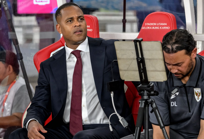 Shin Taeyong, why did you kick him out!Cluibert claims to resign as head coach because of the six-run disaster, and how bad he was, even fake news