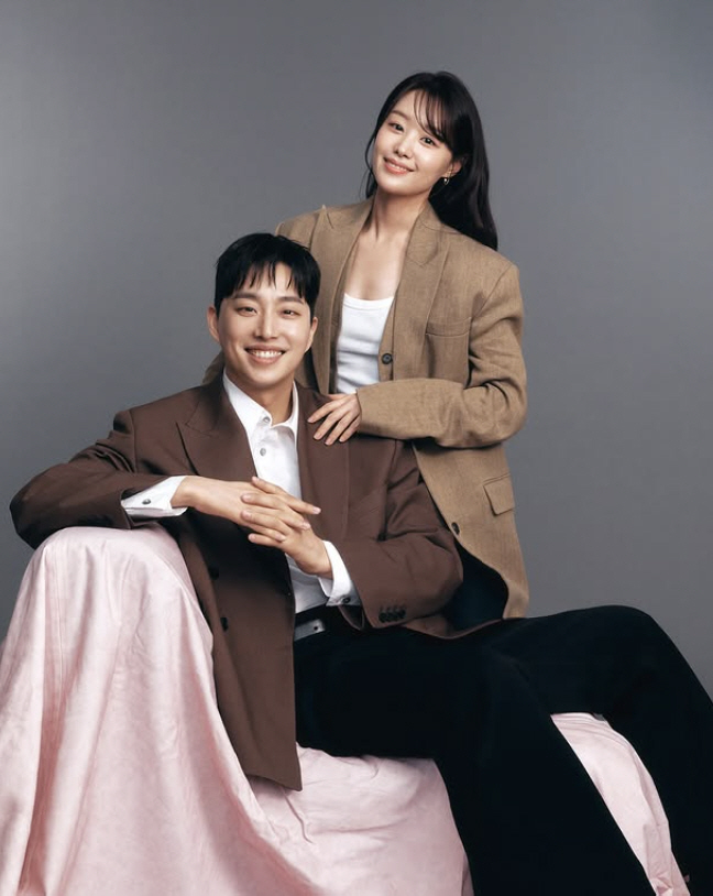 Song Ji-eun ♥ Park Wi, don't be mistaken for the first couple's profile picture