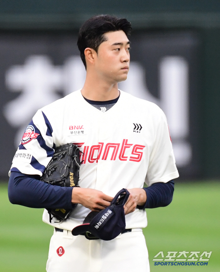 Boom from 2 meters high! Can we see 157km must-win group → 6G consecutive bullpen + 22K Yoon Sung-bin is now 