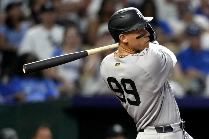 Is there a league higher than ML? Seeing a batter like this in the 21st century, it's a huge hit that neither Ohtani nor Ruth has ever seen
