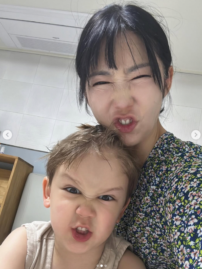 Sayuri, the reason why I became a voluntary single mother. I have to take responsibility for my life, so I don't have any victims or perpetrators